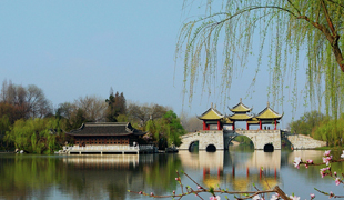走进锦泉